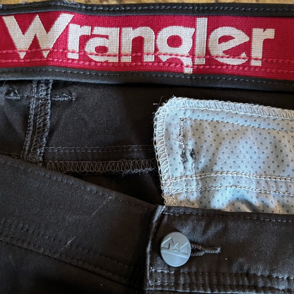 👛 (ANY 2/$30) NWT WRANGLER Straight Fit Performance Zip Cargo Pants - Picture 4 of 8